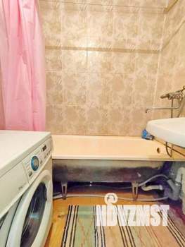 2-к квартира, вторичка, 49м2, 1/10 этаж