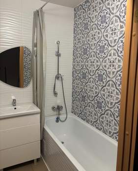 1-к квартира, вторичка, 53м2, 1/9 этаж