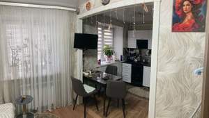 4-к квартира, вторичка, 62м2, 1/5 этаж