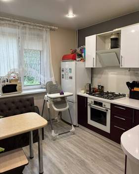 2-к квартира, вторичка, 53м2, 1/10 этаж