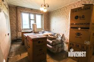 2-к квартира, вторичка, 50м2, 1/9 этаж