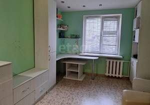 2-к квартира, вторичка, 39м2, 1/5 этаж