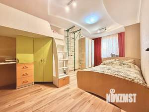 4-к квартира, вторичка, 97м2, 2/10 этаж