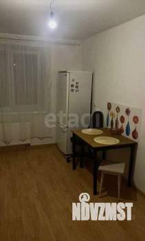 1-к квартира, вторичка, 42м2, 4/10 этаж