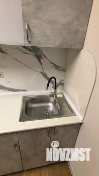 Студия квартира, вторичка, 17м2, 1/5 этаж