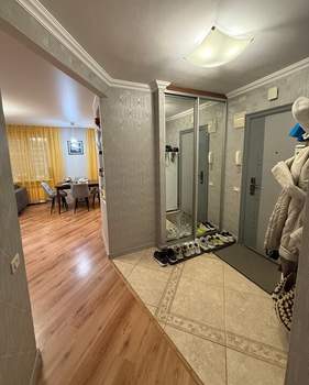 4-к квартира, вторичка, 77м2, 4/9 этаж