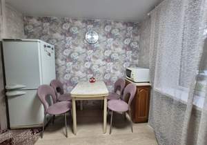 2-к квартира, вторичка, 52м2, 1/9 этаж