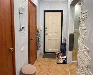 2-к квартира, вторичка, 53м2, 1/10 этаж