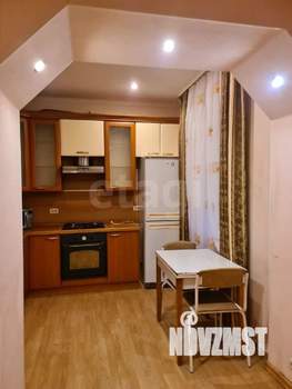 3-к квартира, вторичка, 74м2, 1/2 этаж